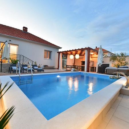 Villa Teuta Zadarvillas ภายนอก รูปภาพ