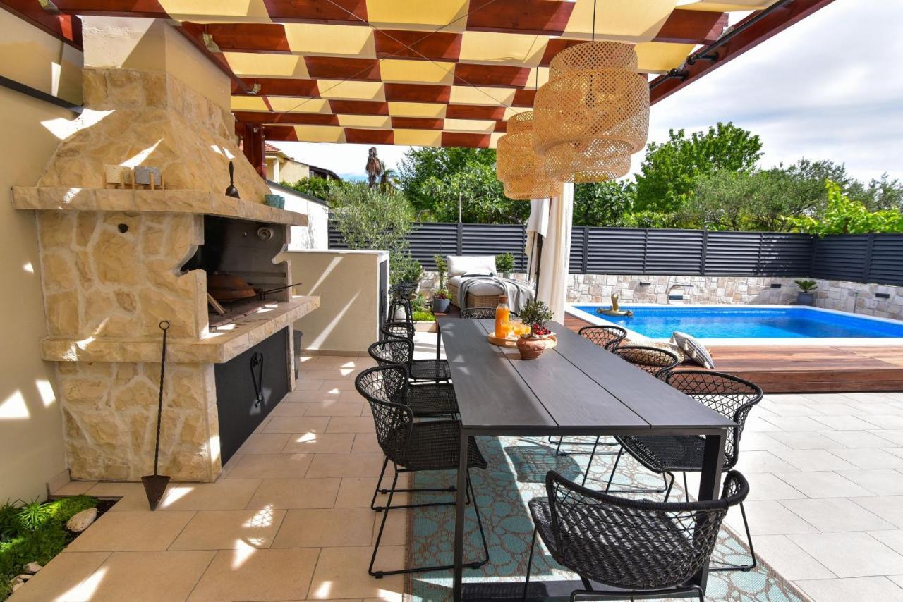 Villa Teuta Zadarvillas ภายนอก รูปภาพ