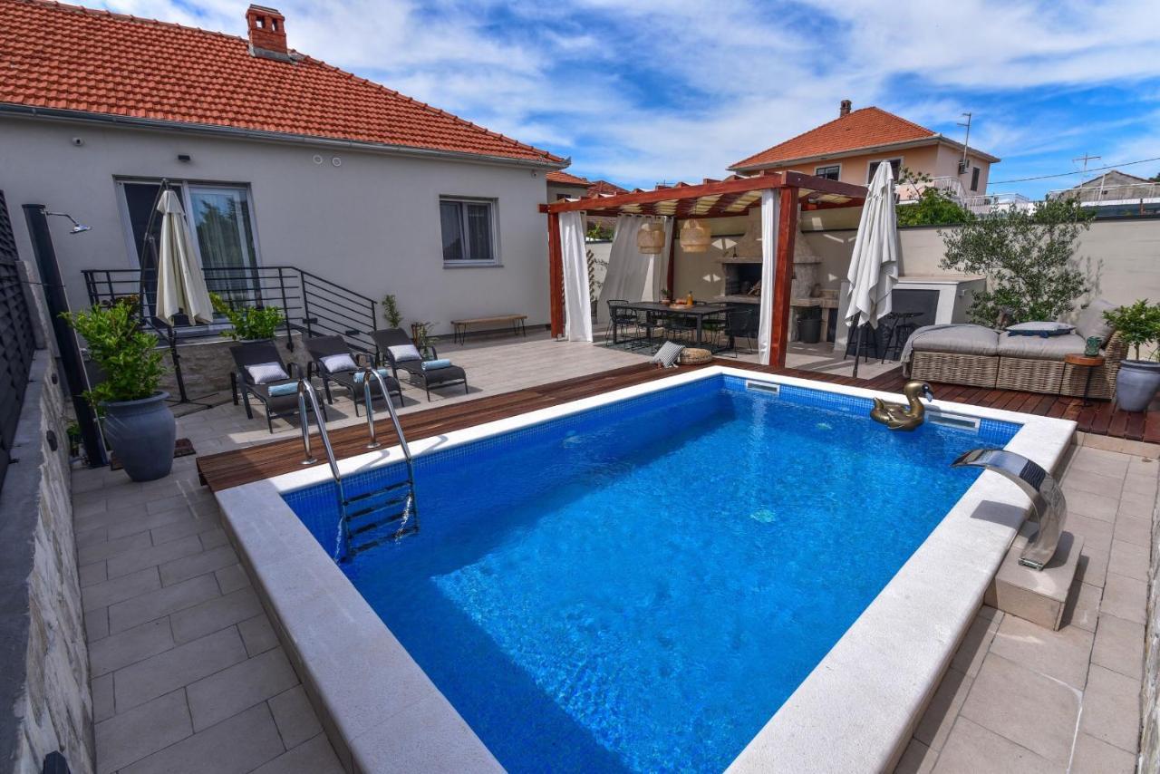 Villa Teuta Zadarvillas ภายนอก รูปภาพ